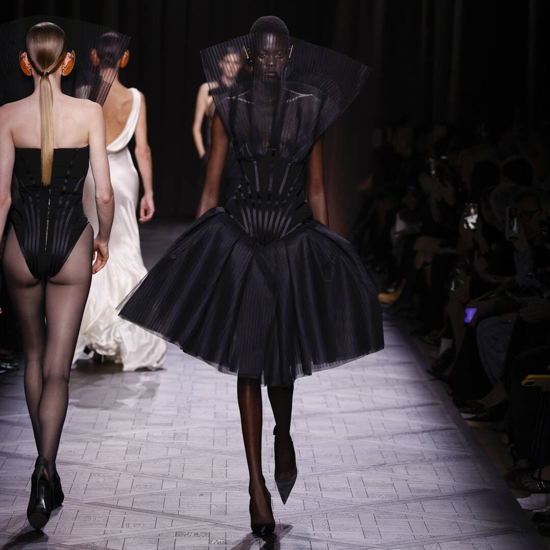 Nina Ricci: Ready-To-Wear SS25 - 10 Magazine